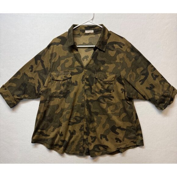 Paper + Tee Tops - Camo Button-Up Shirt By Paper + Tee Size L Cotton Womens Casual Wear